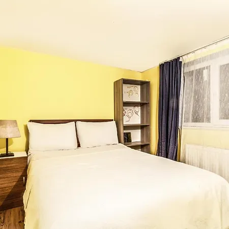 Apartman Cozy With Backyard In Sisli